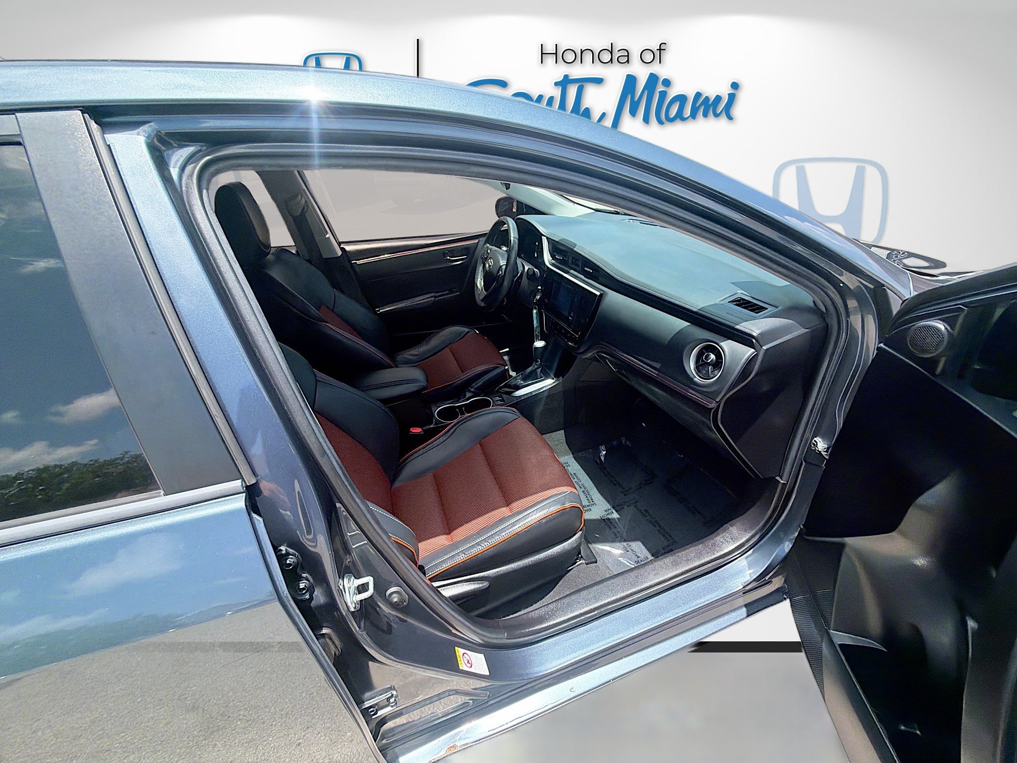 Used 2019 Slate Metallic Toyota SE image 30