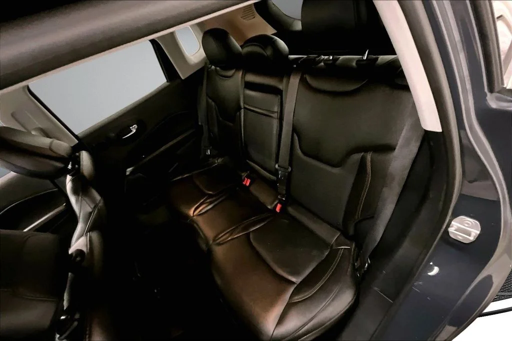 Used 2018 Black Jeep Limited image 22