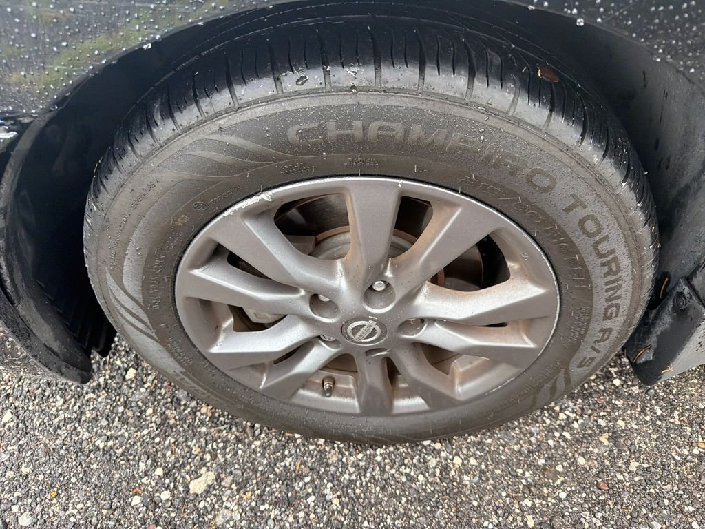 Used 2015 Black Nissan 2.5 S image 12
