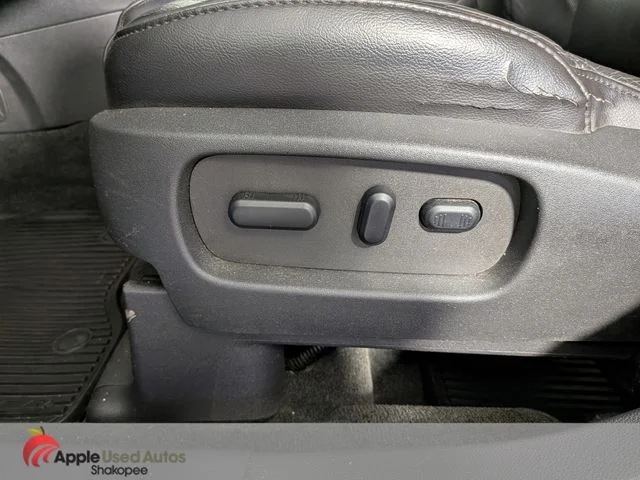 Used 2011 Silver Ford XLT image 15