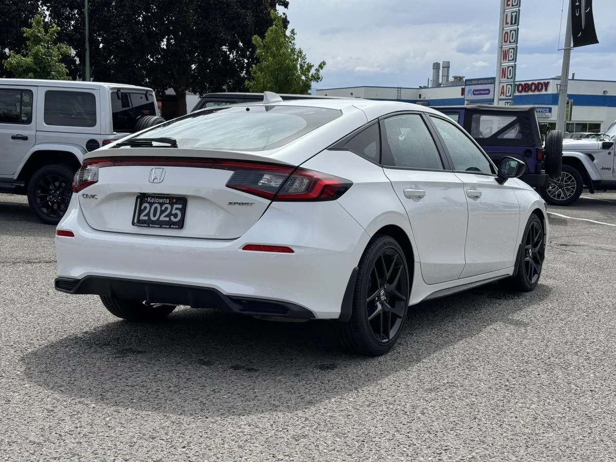 Used 2025 White Honda Sport image 5