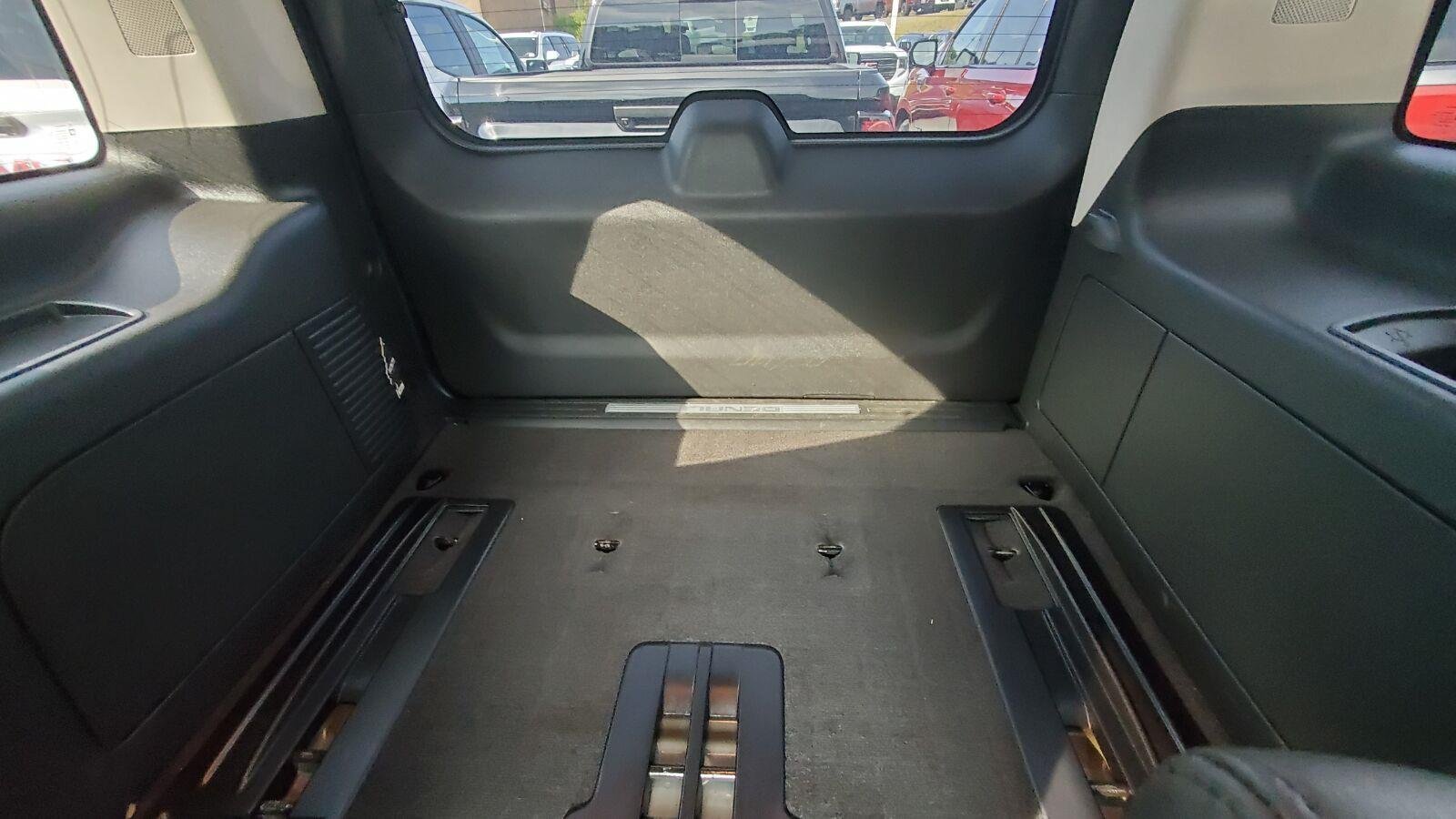 Used 2014 ONYX BLACK GMC Denali image 8