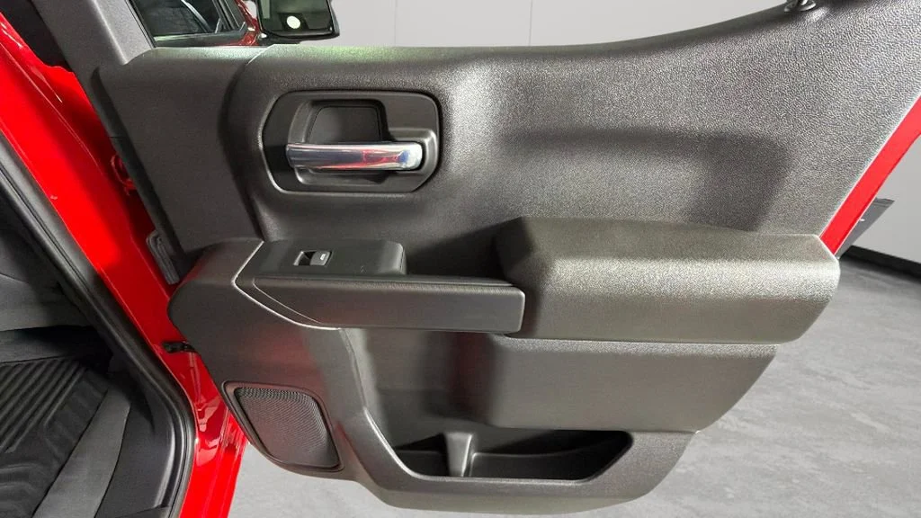 Used 2024 Red Hot Chevrolet Custom image 33