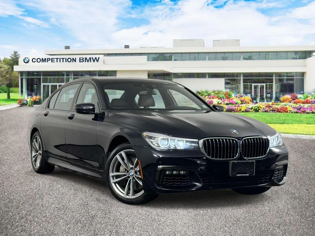 Used 2019 Black BMW 740i xDrive image 1