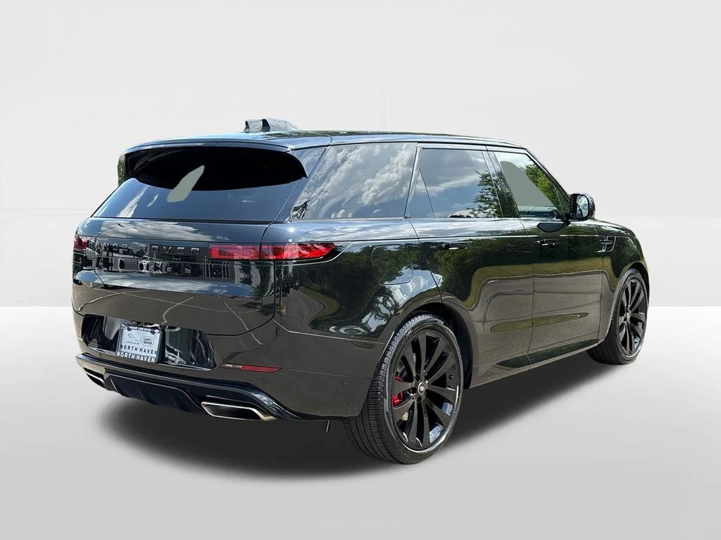 Certified Used 2024 Black Land Rover Dynamic SE image 4