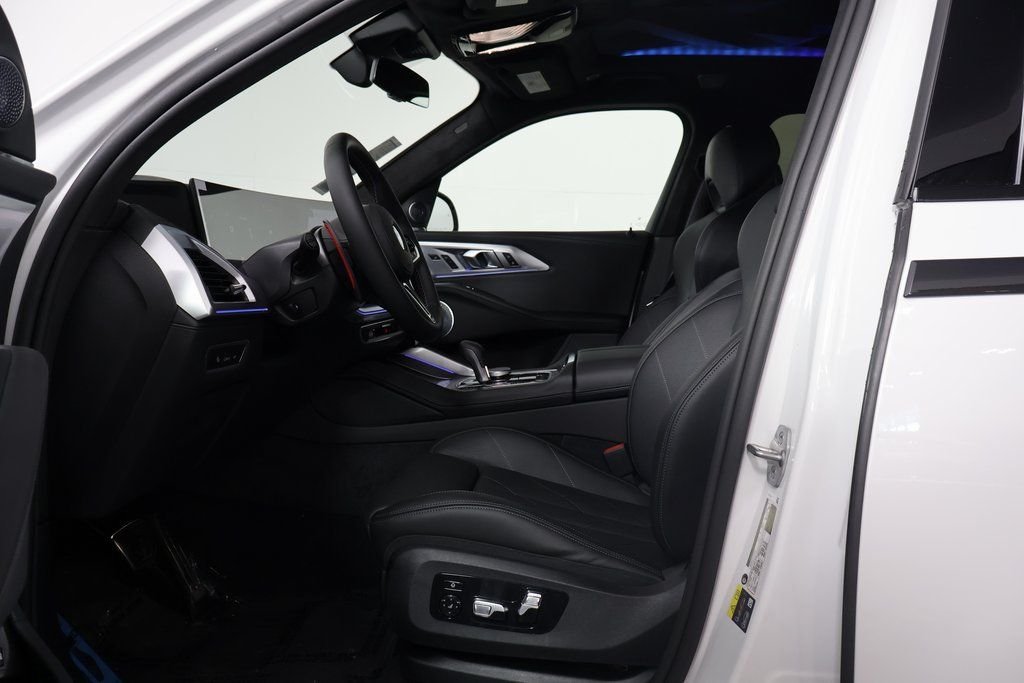 2026 BMW XM Base - Photo 5