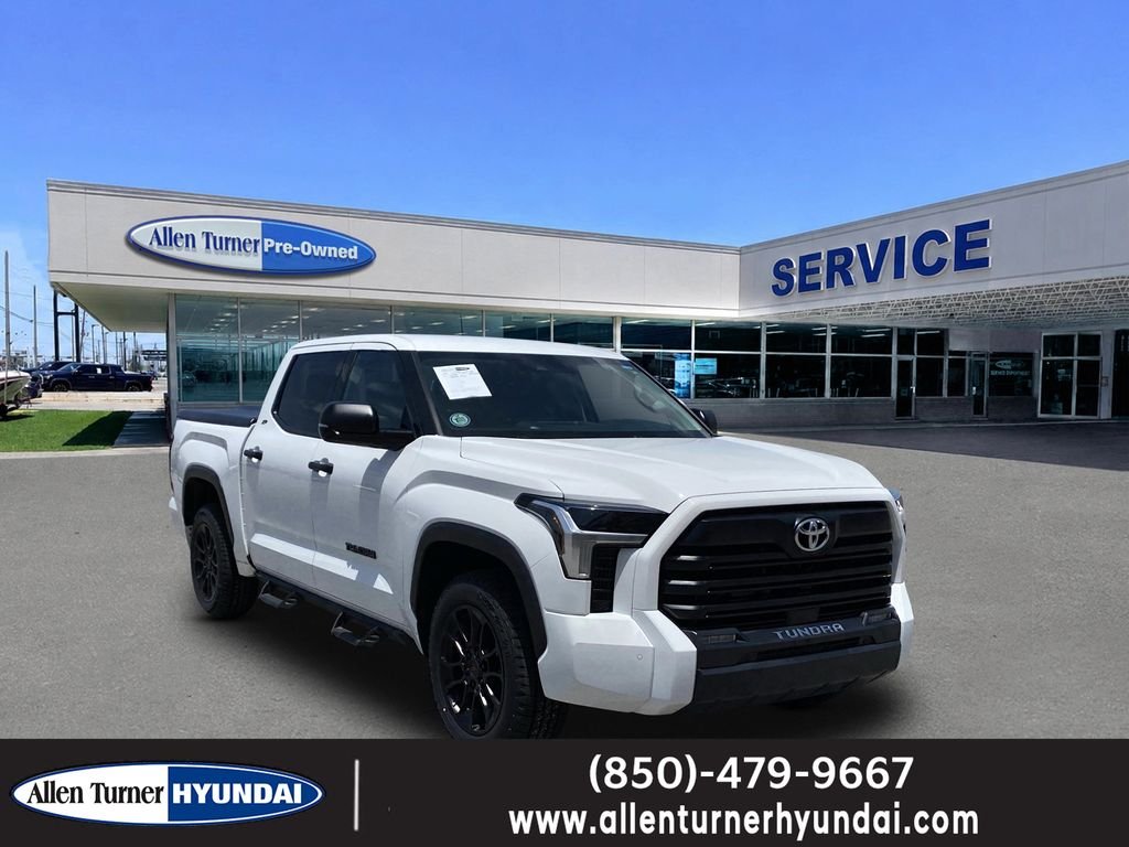 Used 2022 White Toyota SR5 image 1