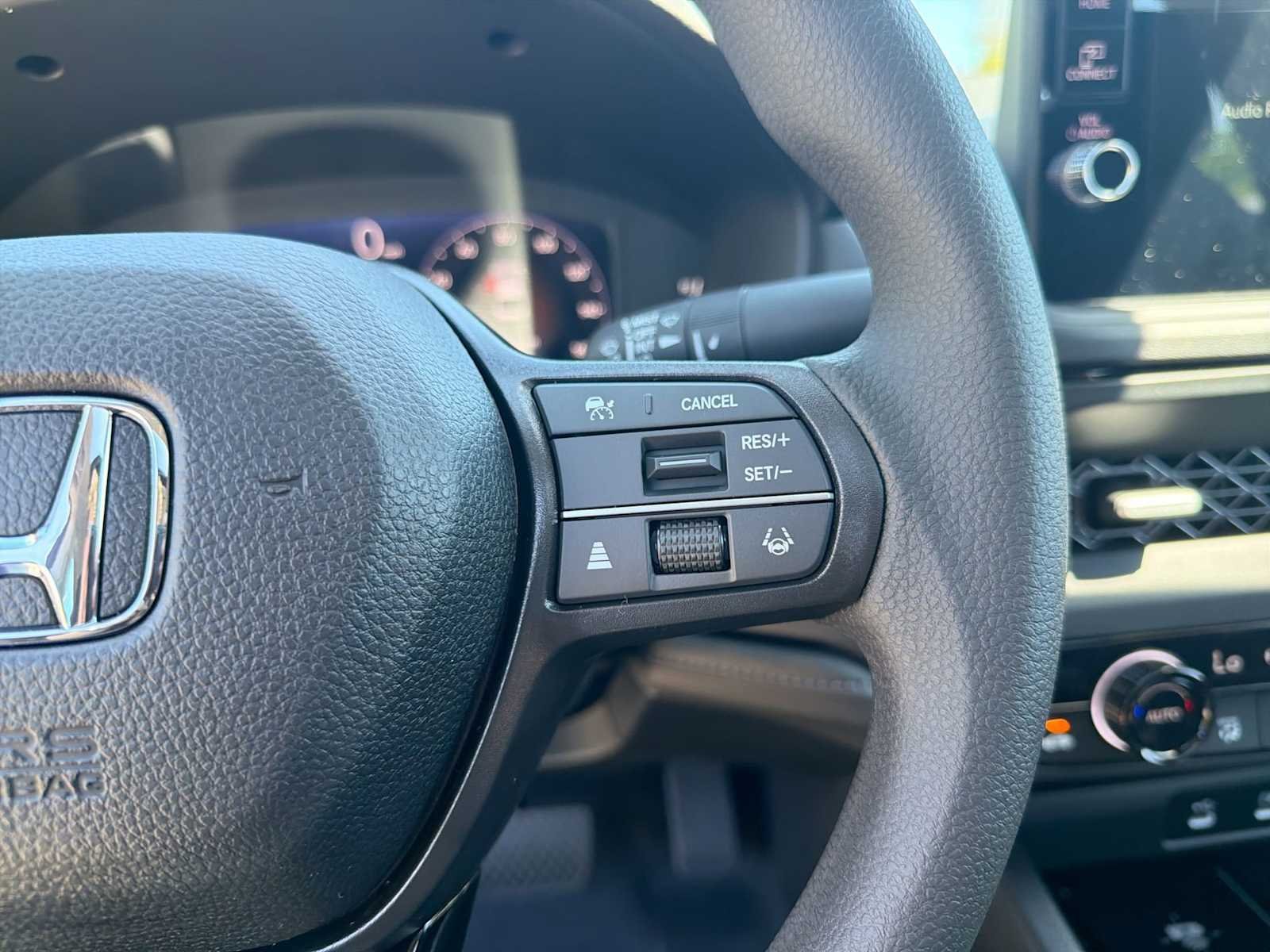 New 2026 Meteorite Gray Metallic Honda SE image 26