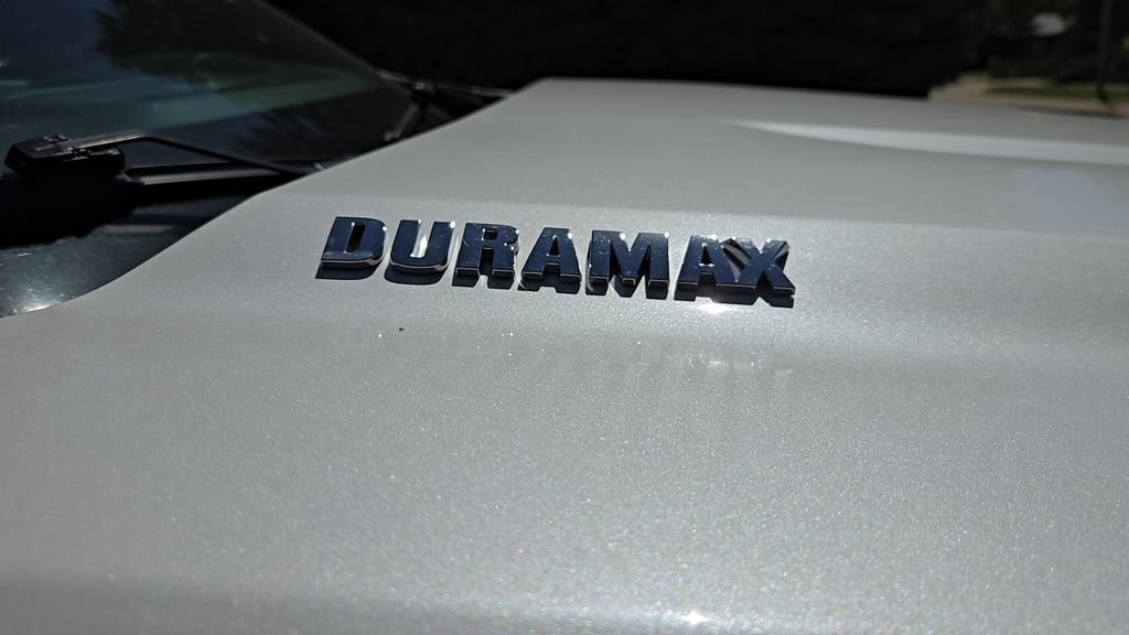Used 2021 IRIDESCENT PEARL TRICOAT Chevrolet LTZ image 39