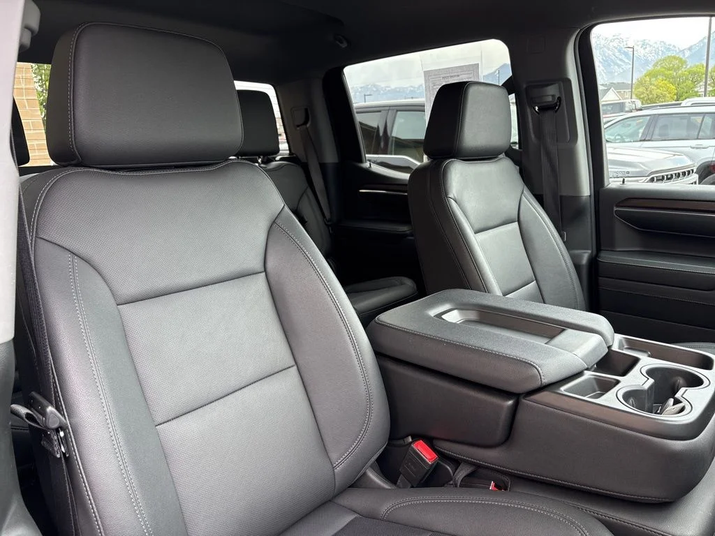 2024 GMC Sierra 1500 SLT - Photo 15