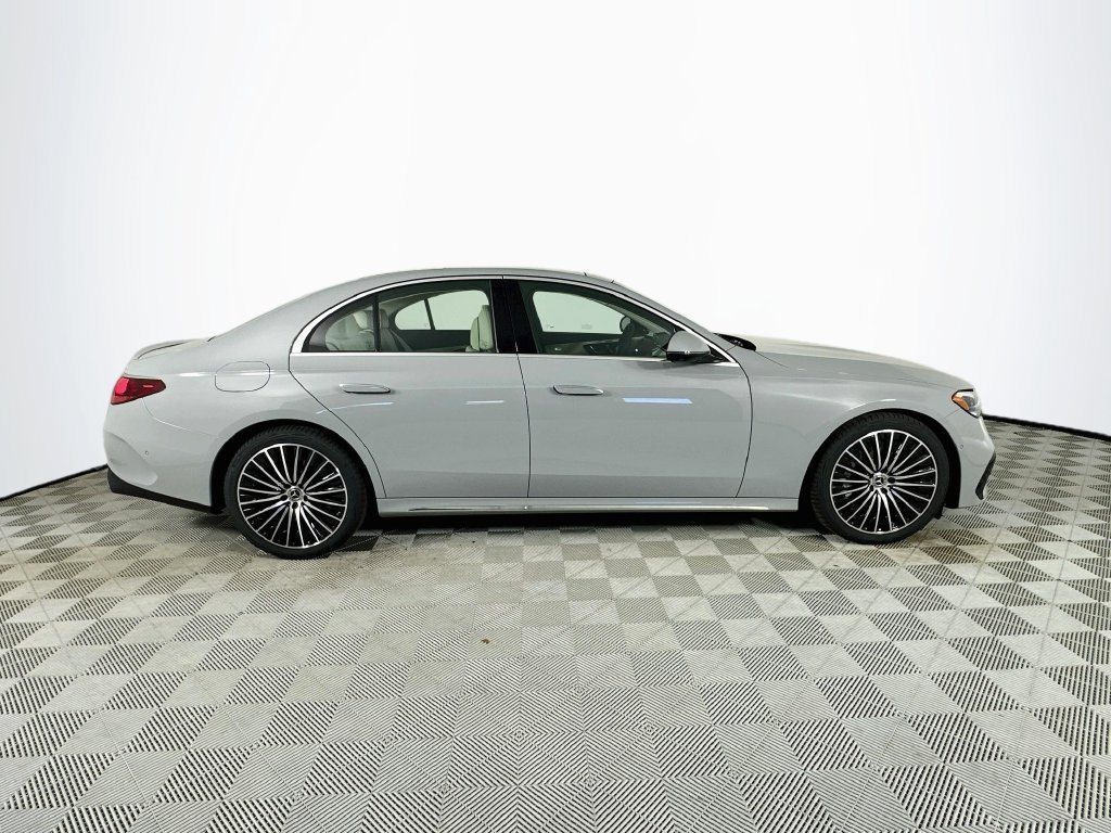 New 2027 MANUFAKTUR Alpine Grey Mercedes-Benz E 450 image 41