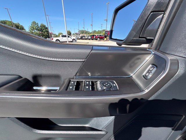 Certified Used 2024 Avalanche Ford XLT image 12