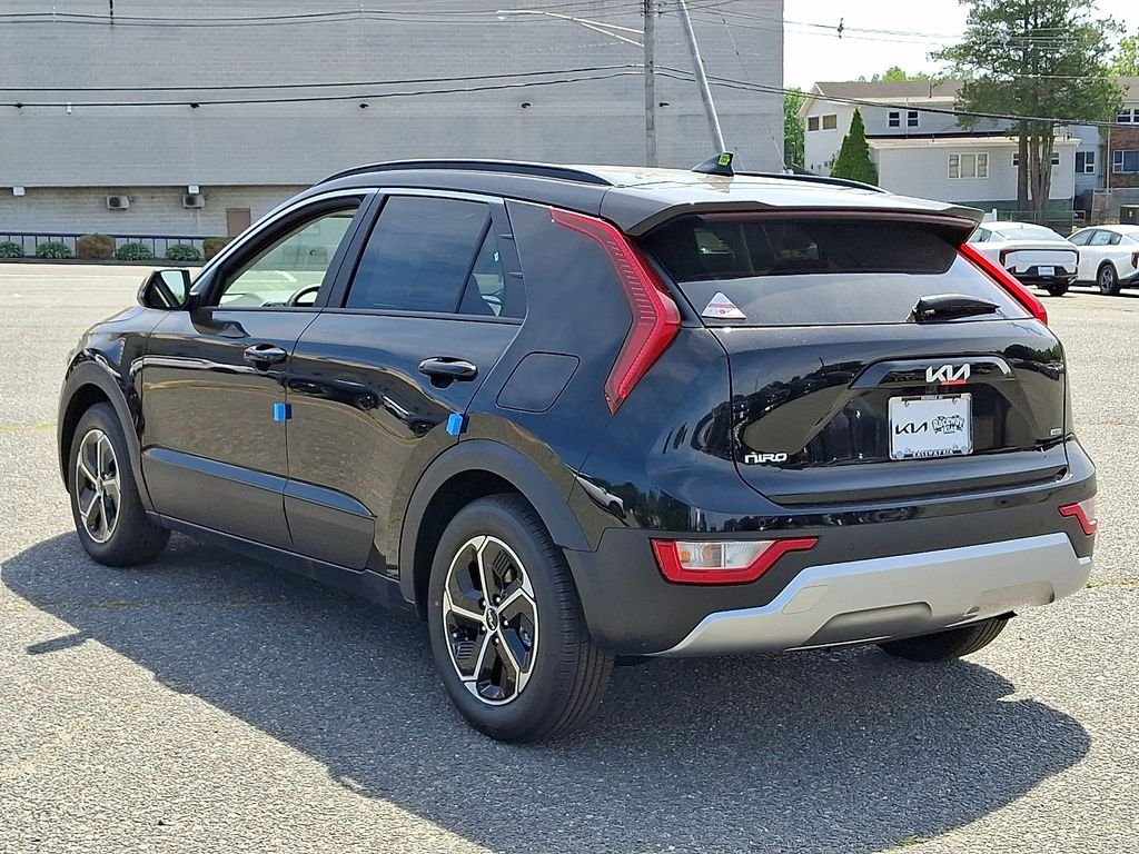 New 2026 Aurora Black Pearl Kia EX image 3