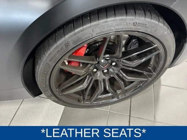 Used 2023 Black Chevrolet Z06 image 9