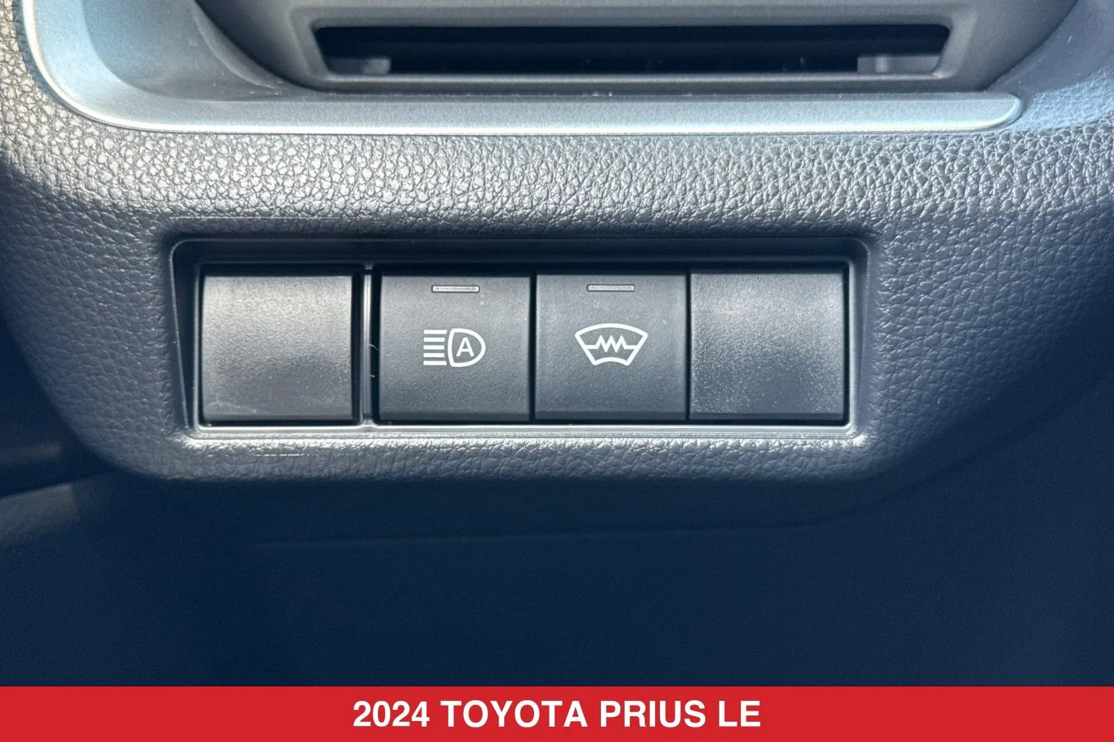 Used 2024 GURADIAN GRAY Toyota LE image 31