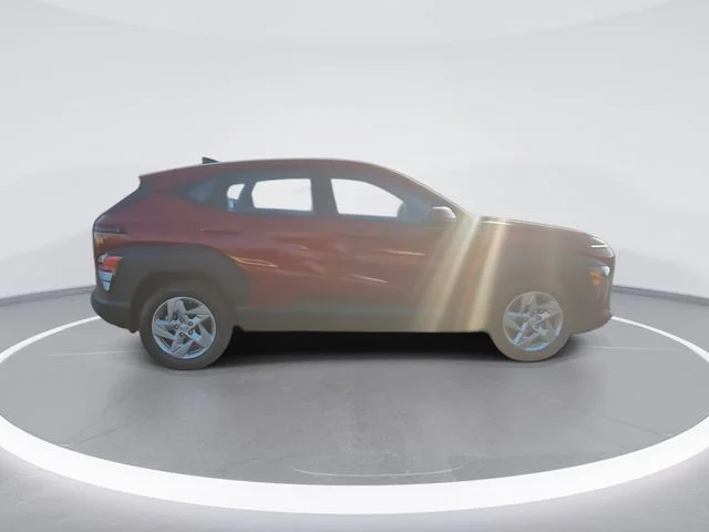 Used 2025 Red Hyundai SE image 9