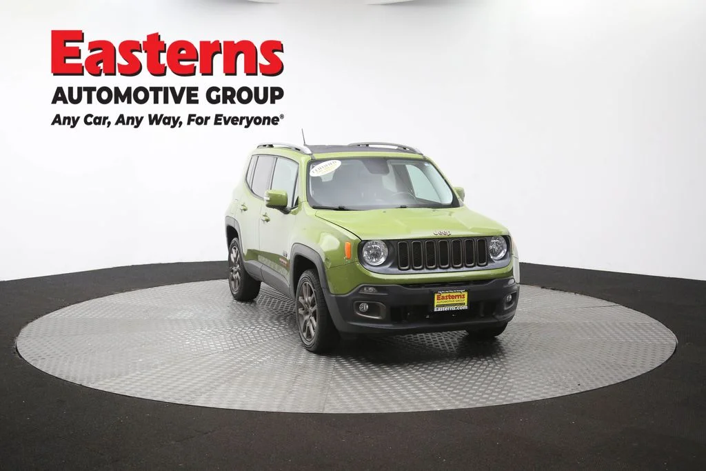 Used 2016 Green Jeep Latitude image 54