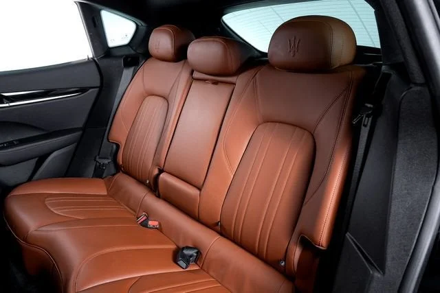 Used 2021 Nero Maserati  image 23