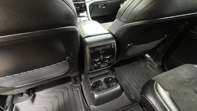 Used 2023 Gray Jeep Altitude image 20