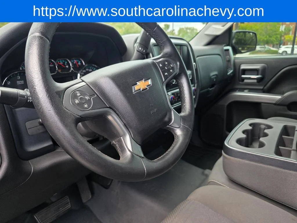 Used 2015 DEEP OCEAN BLUE METALLIC Chevrolet LT image 15