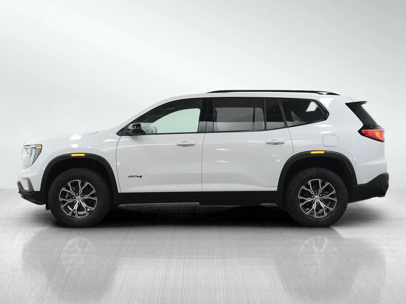 Used 2025 GMC Acadia AT4 with VIN 1GKENPRS7SJ212478 for sale in Roseville, Minnesota