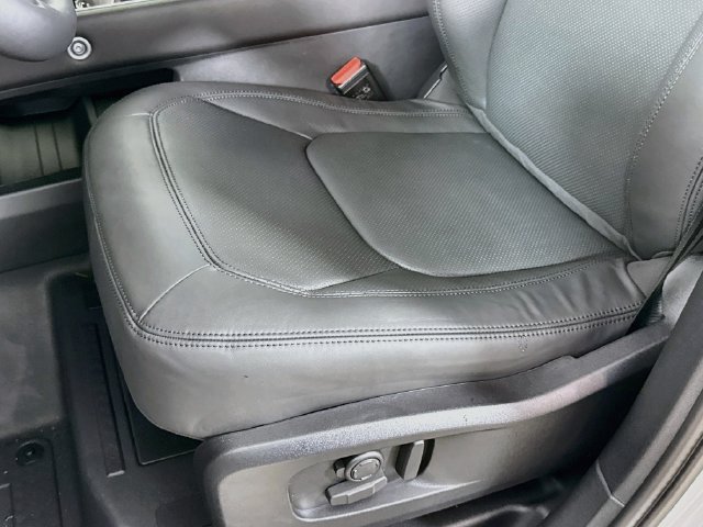 New 2026 Borasco Grey Land Rover X-Dynamic SE image 22