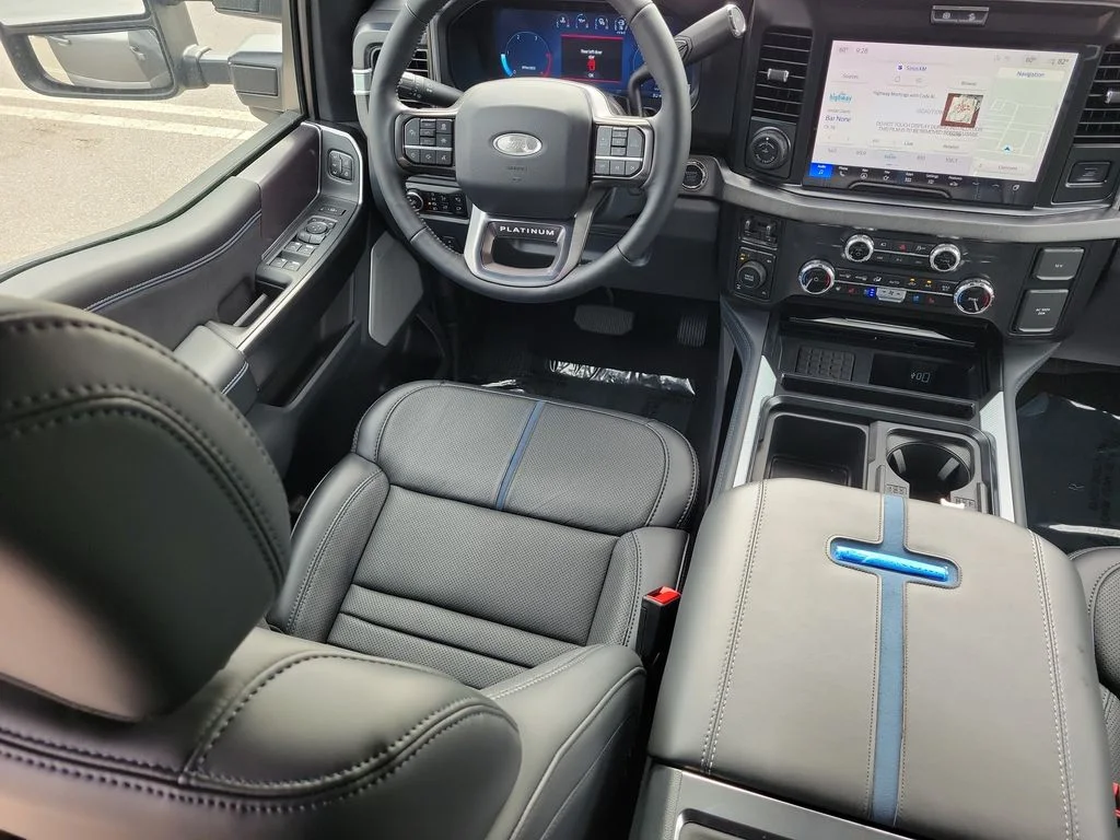 2026 Ford F-250 Super Duty Platinum - Photo 10