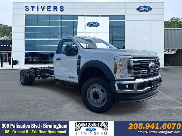 New 2025 White Ford XL image 1