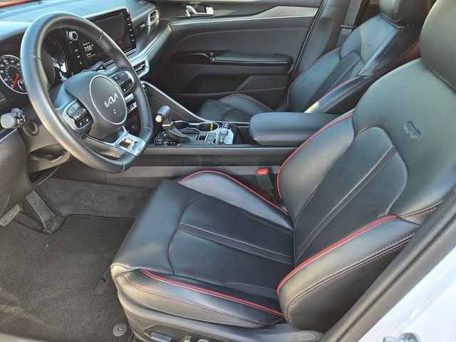 Used 2024 White Kia GT image 15