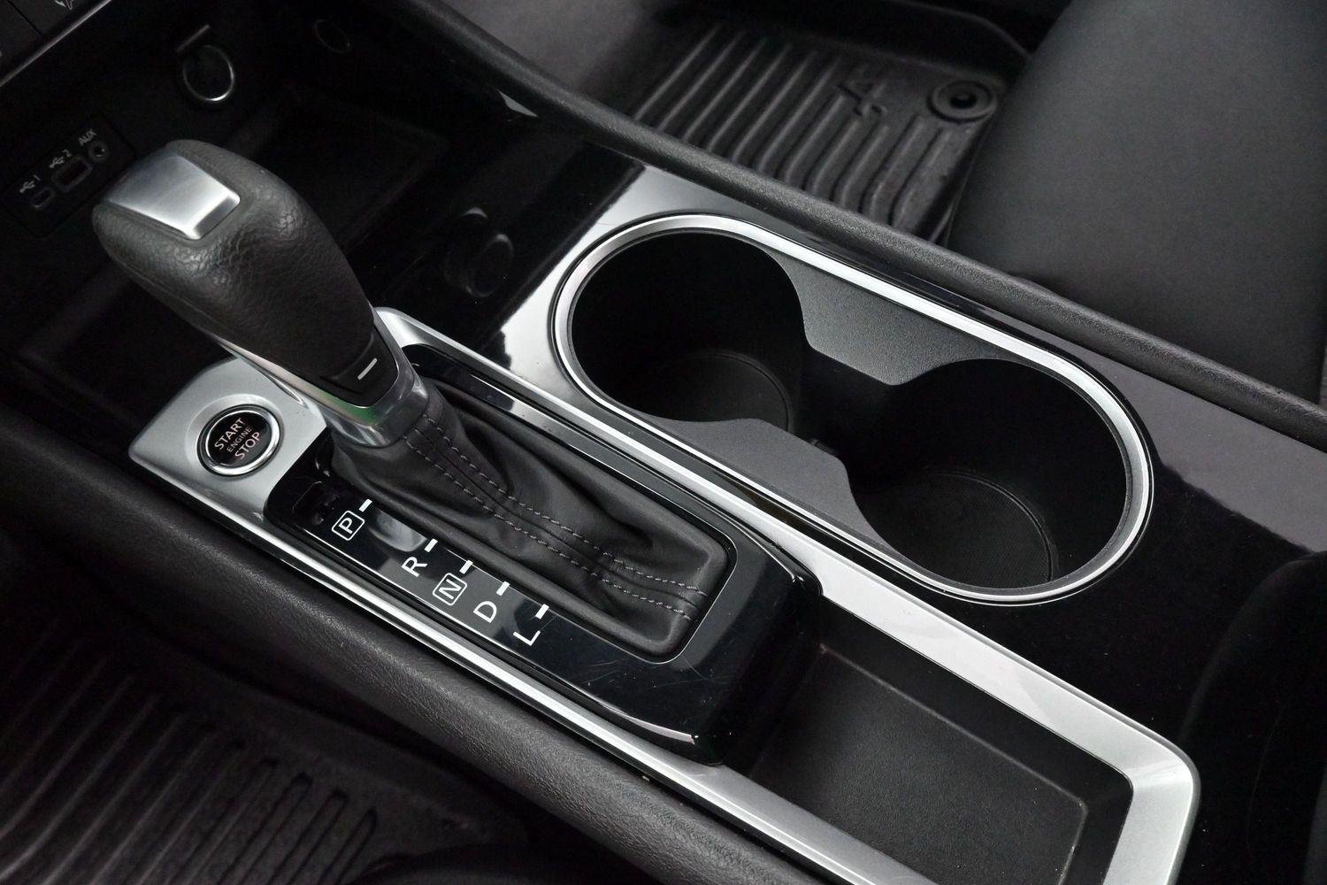 Used 2024 Gun Metallic Nissan 2.5 SV image 23