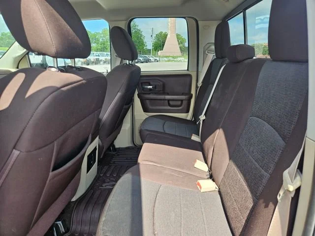 Used 2014  Ram Big Horn image 23