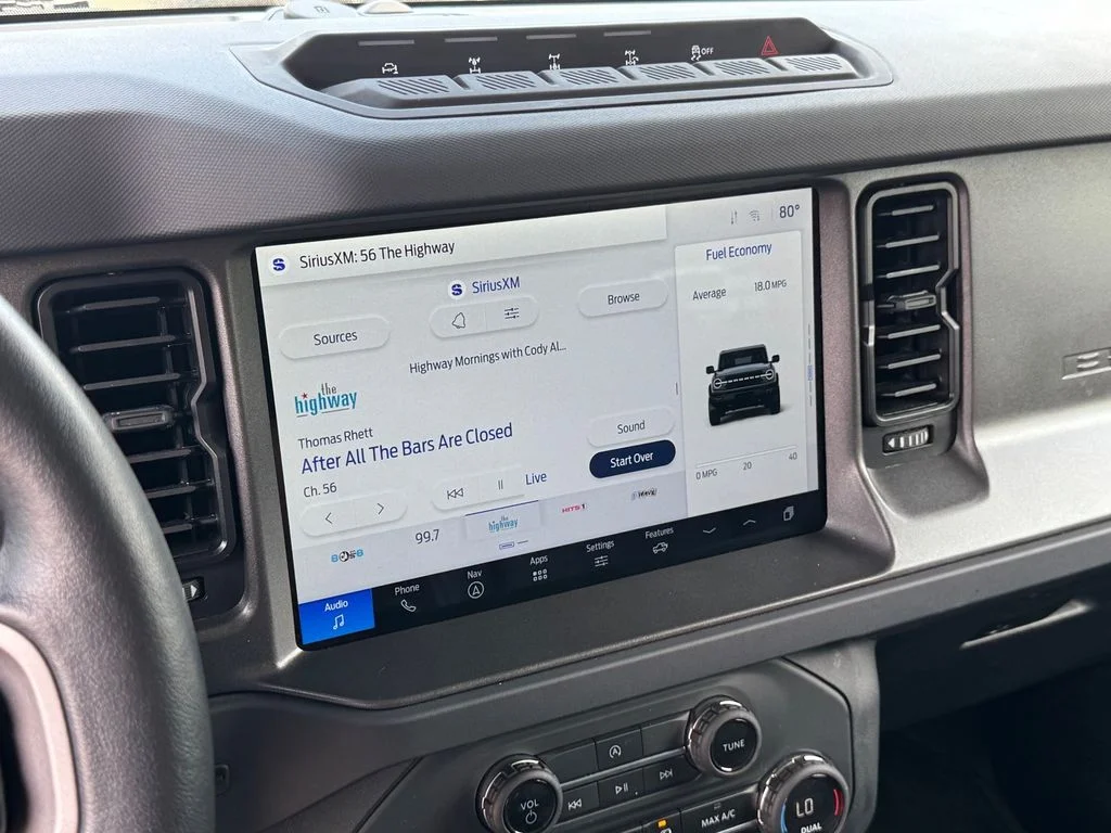 Used 2025 Beige Ford Badlands image 29