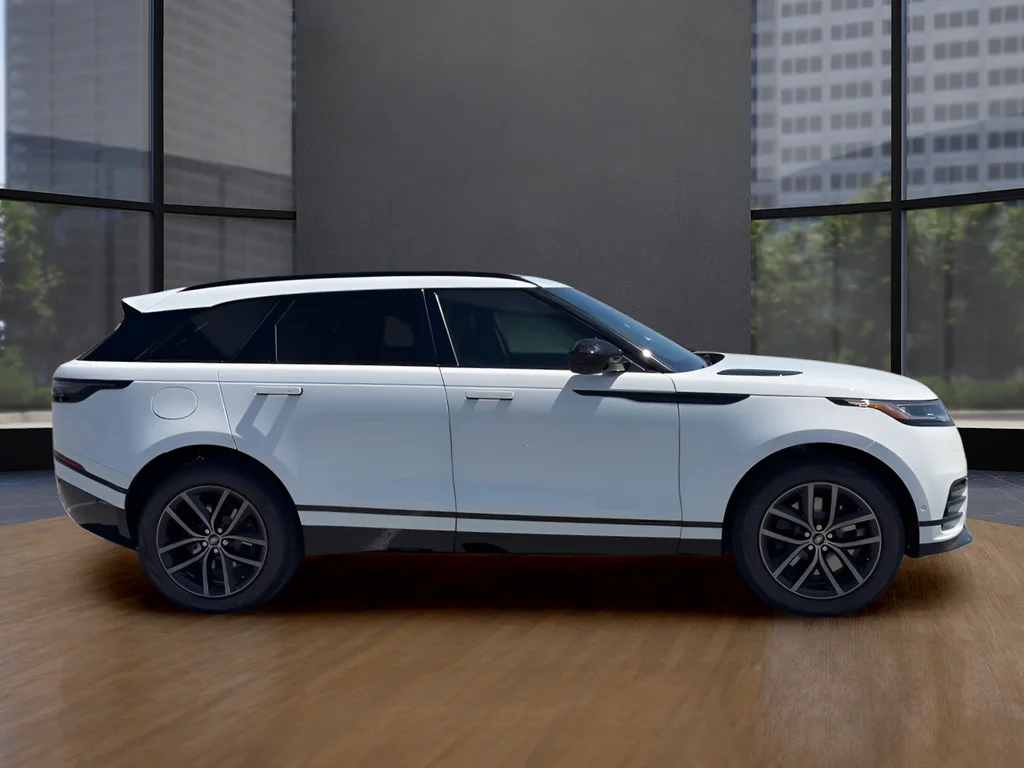 New 2026 White Land Rover P250 Base image 4