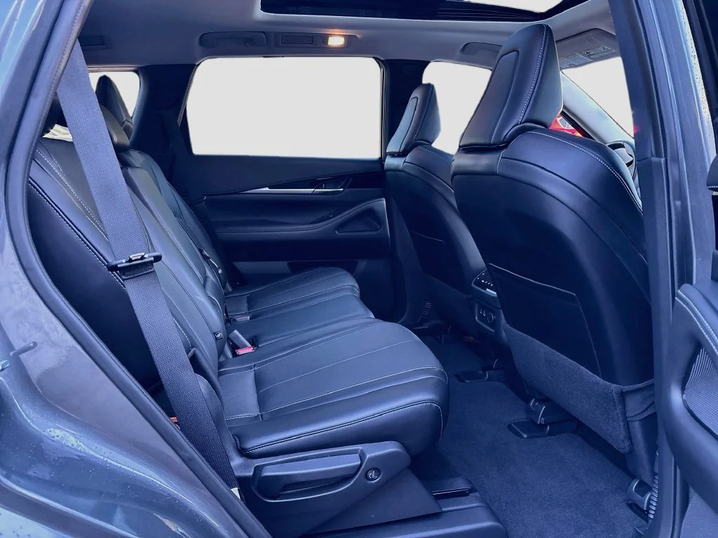 Used 2024 Graphite Shadow INFINITI PURE image 28