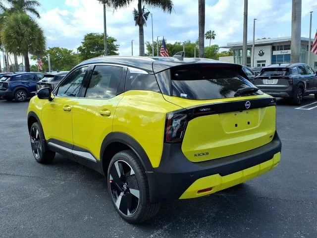 New 2026 Yuzu Yellow Metallic / Super Black Two-tone Nissan SR image 12