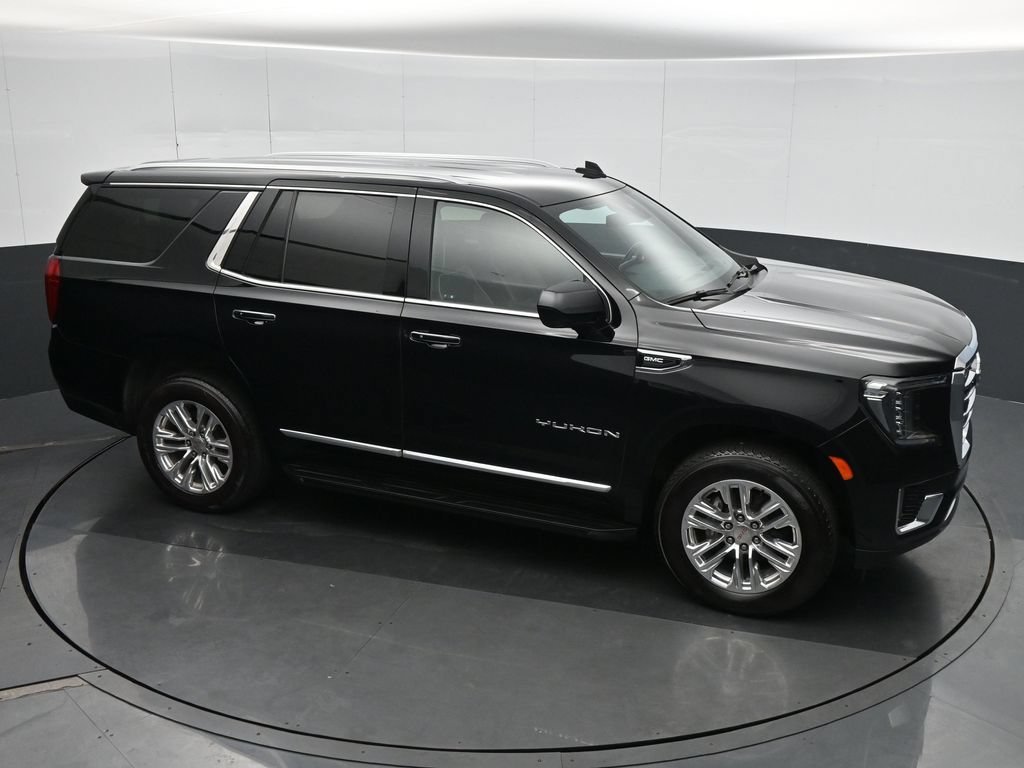 Used 2024 Black GMC SLT image 25