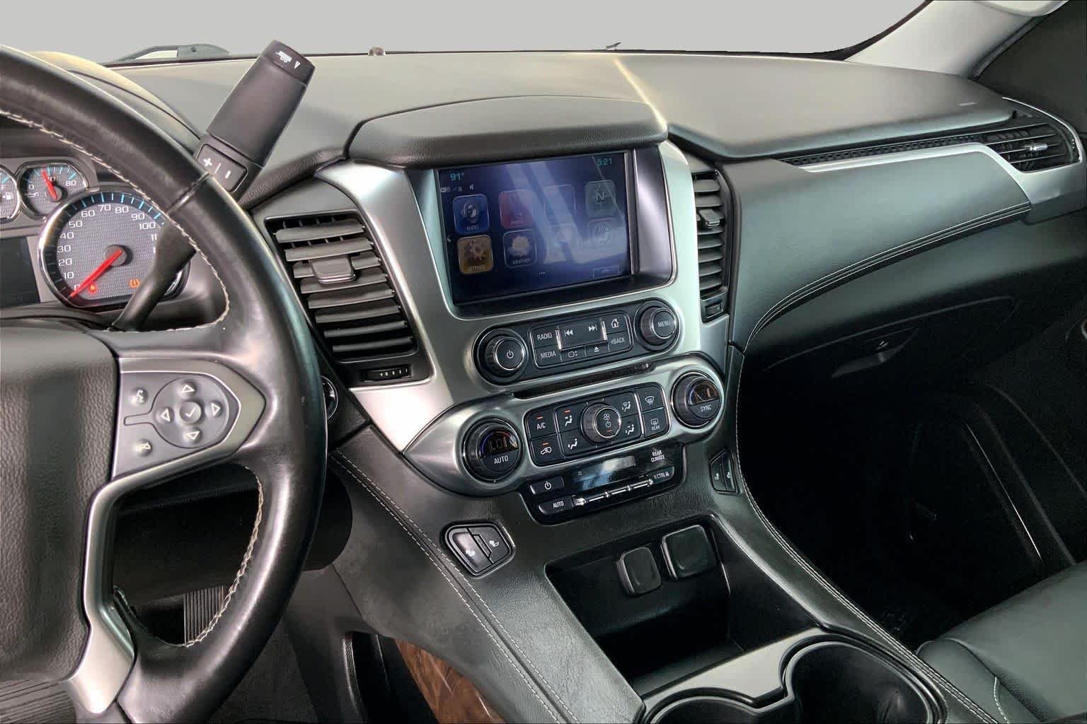 Used 2019 Summit White Chevrolet LT image 7