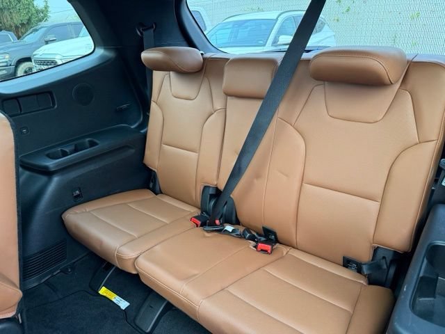 Used 2025 Wolf Gray Kia SX-Prestige X-Pro image 19