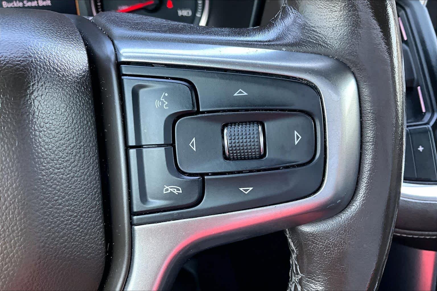 Used 2021 Midnight Blue Metallic Chevrolet Z71 image 36