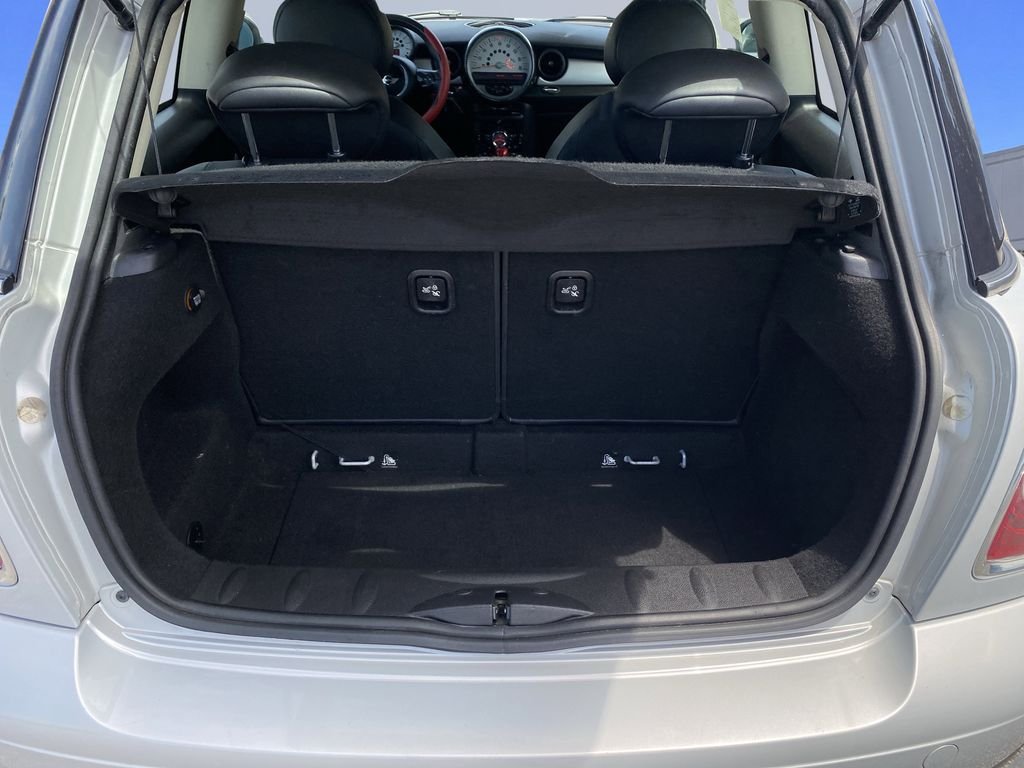 Used 2013 White Silver MINI Base image 25