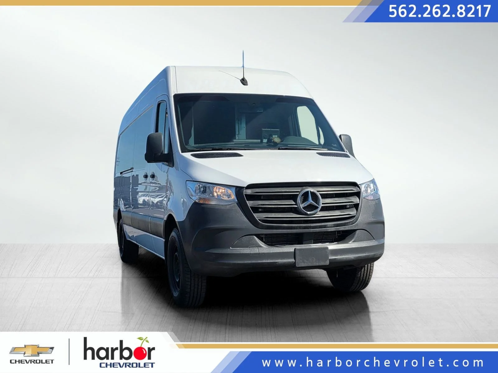 2020 Mercedes-Benz Sprinter 2500 Gas 170 WB High Roof's photo