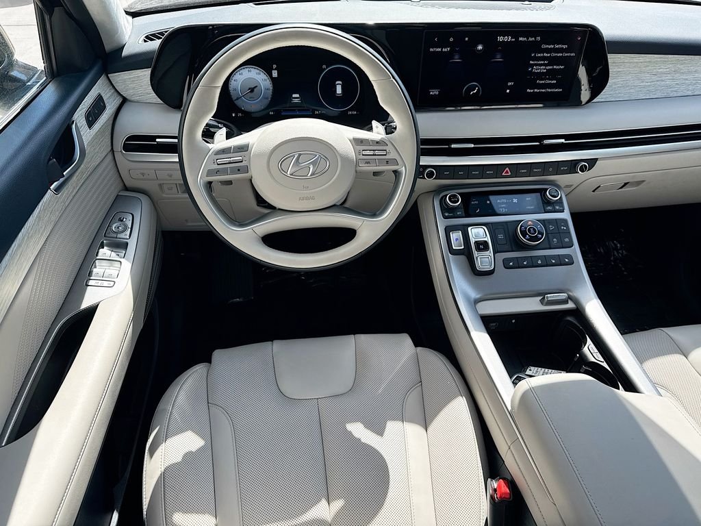 Used 2023 White Hyundai Calligraphy image 26