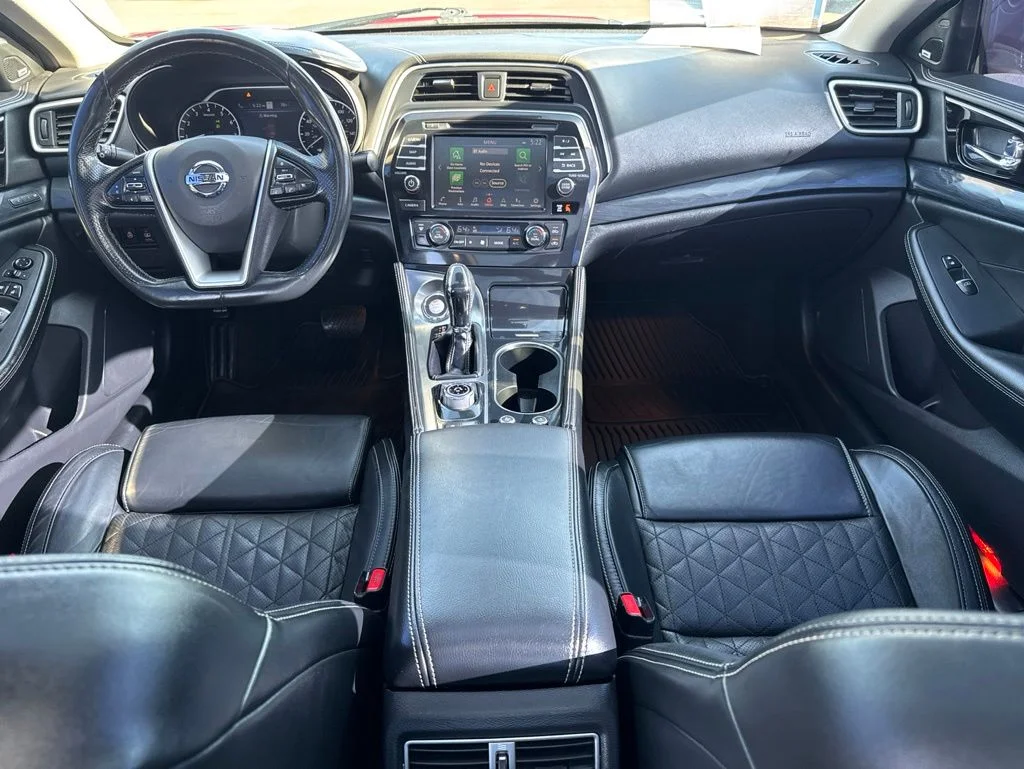 Used 2022 Scarlet Ember Nissan Platinum image 12