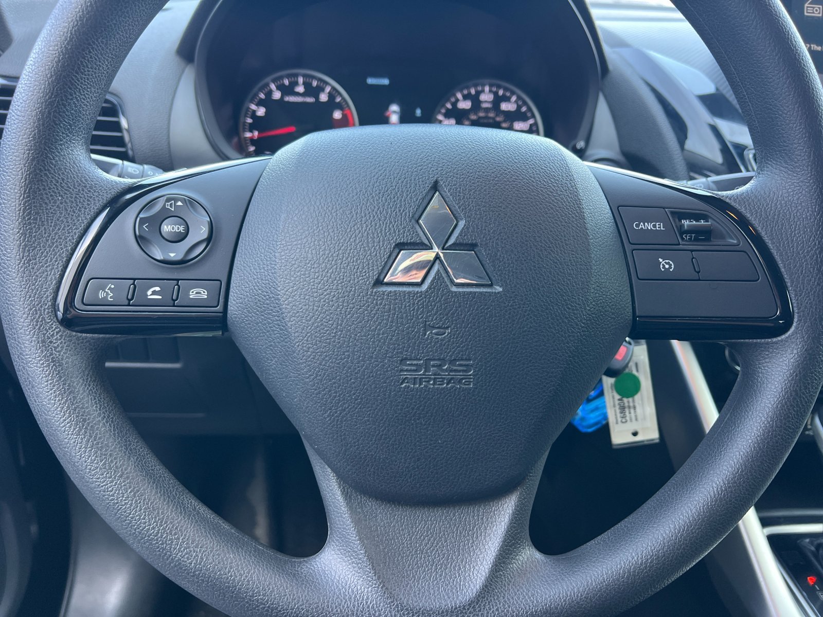 Used 2023  Mitsubishi LE image 22