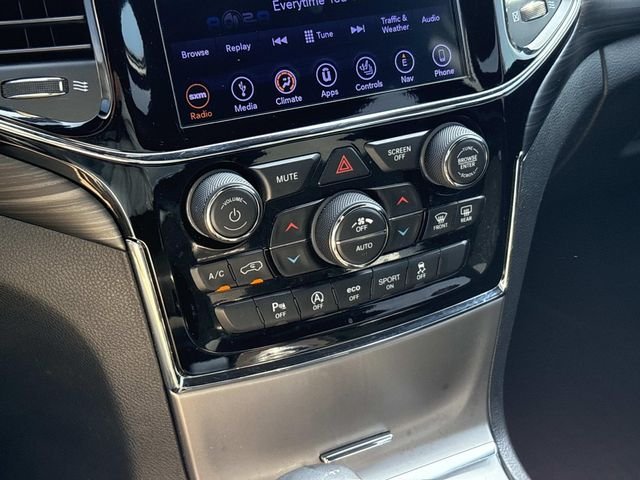 Certified Used 2019 Gray Jeep Altitude image 32