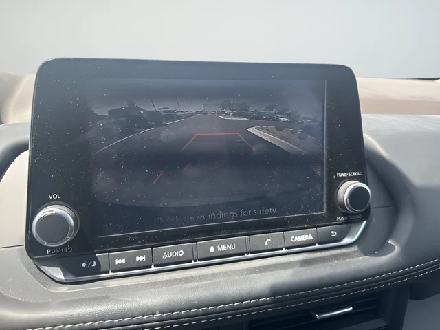 Used 2023 Gray Nissan S image 18