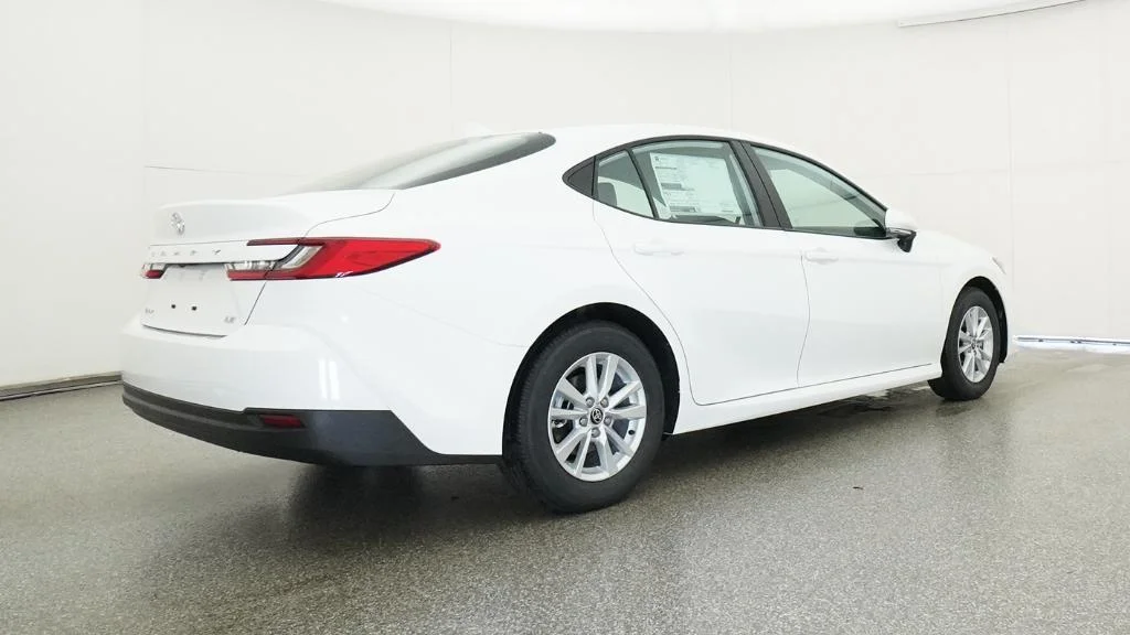 New 2026 Ice Cap Toyota LE image 14