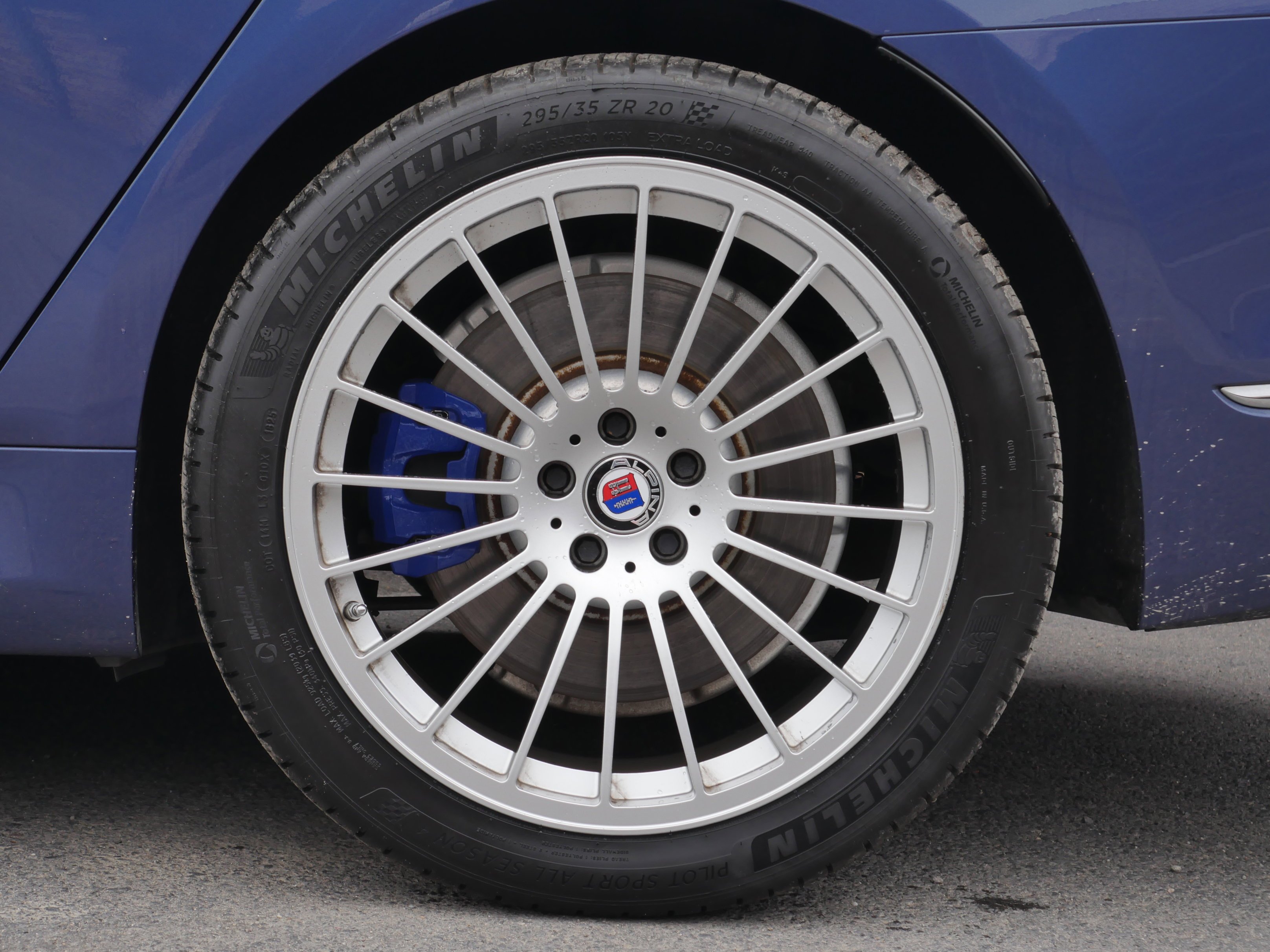 Used 2017 ALPINA Blue Metallic BMW ALPINA B7 xDrive image 21
