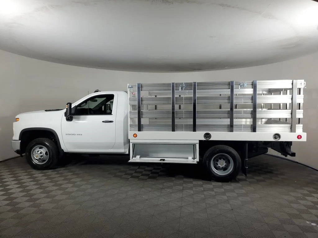New 2026 Summit White Chevrolet Work Truck image 7