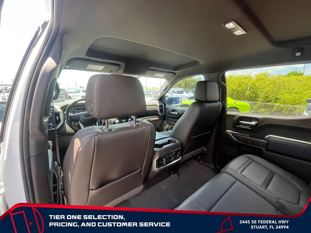 Used 2021 WHITE FROST TRICOAT GMC Denali image 16